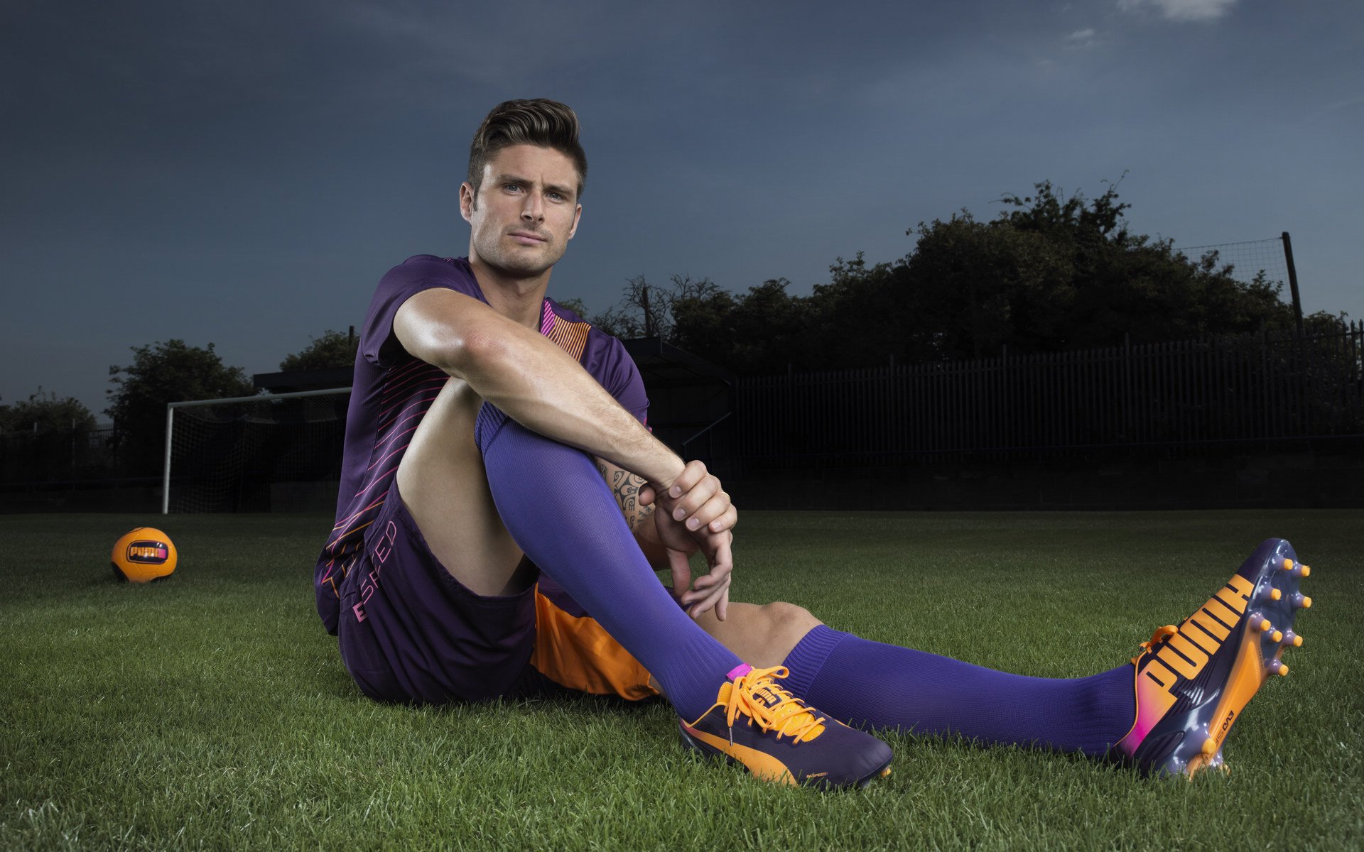 前场控球点分布是否与射门角度选择有关，前场控球点分布是否与射门角度选择有关