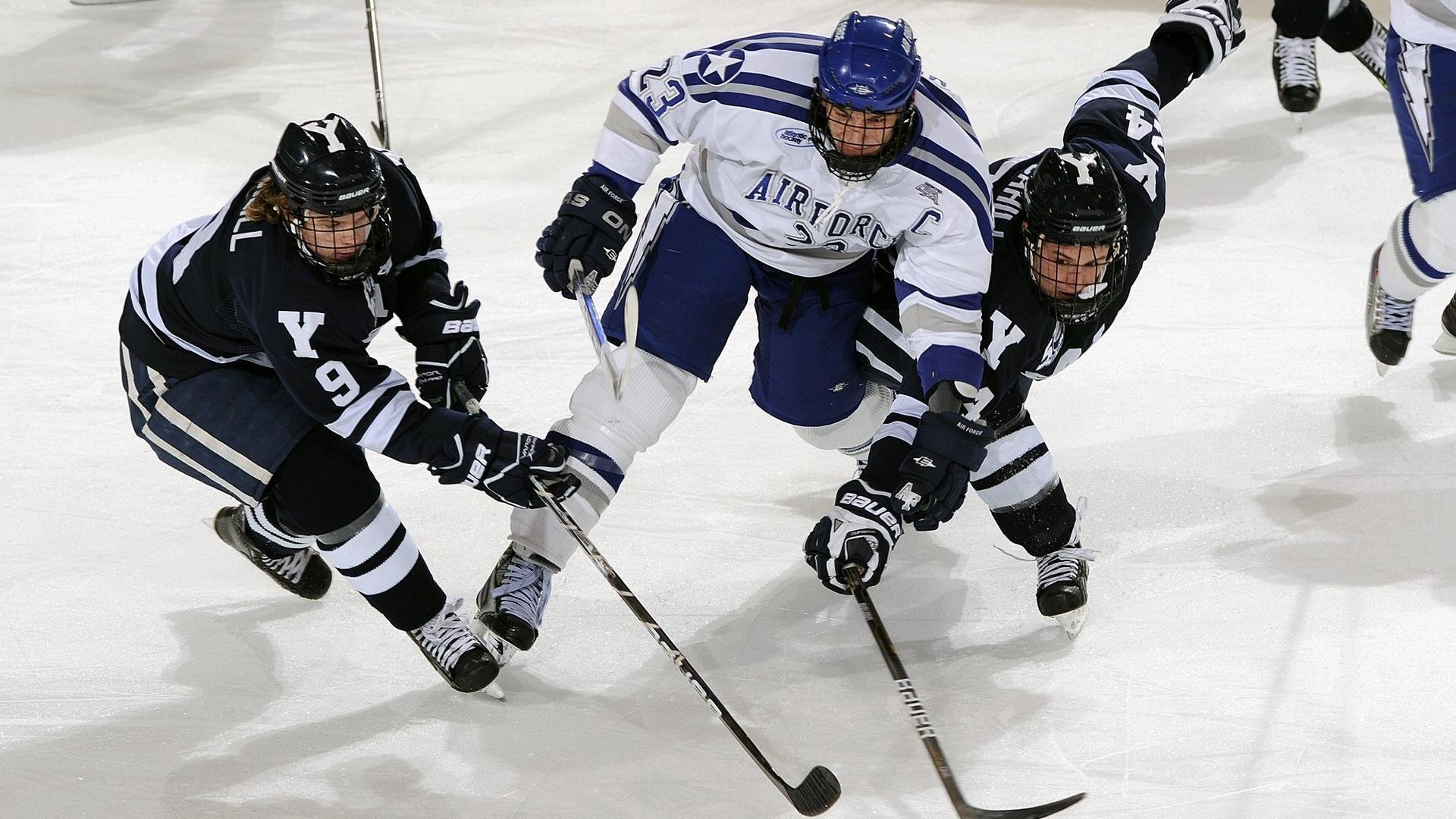 意甲团队协作：默契配合成就精彩战役，意甲小组